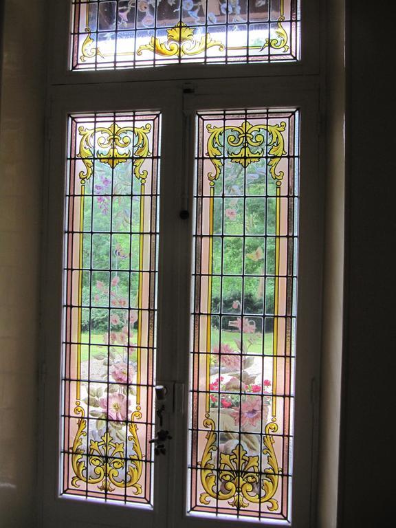Domaine La Rose Bed and Breakfast Caylus Esterno foto