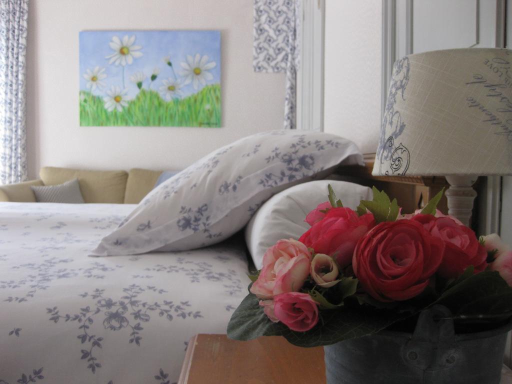 Domaine La Rose Bed and Breakfast Caylus Esterno foto